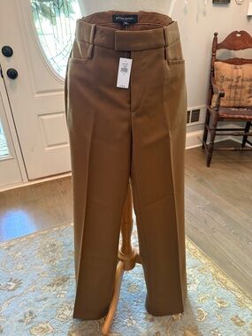 Banana Republic Straight-Leg Trousers in Camel Brown
